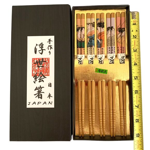 Handmade Japanese Ukiyo-e Bamboo Chopsticks Set - Picture 5 of 5